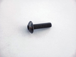 Šroub černý M5 x 0,8 mm