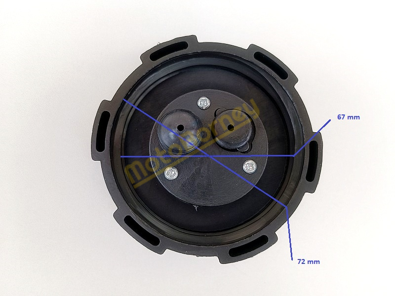 Víčko palivové nádrže na čtyřkolku, motocykl