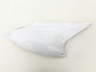 Plast pod sedlem na motocykl 250